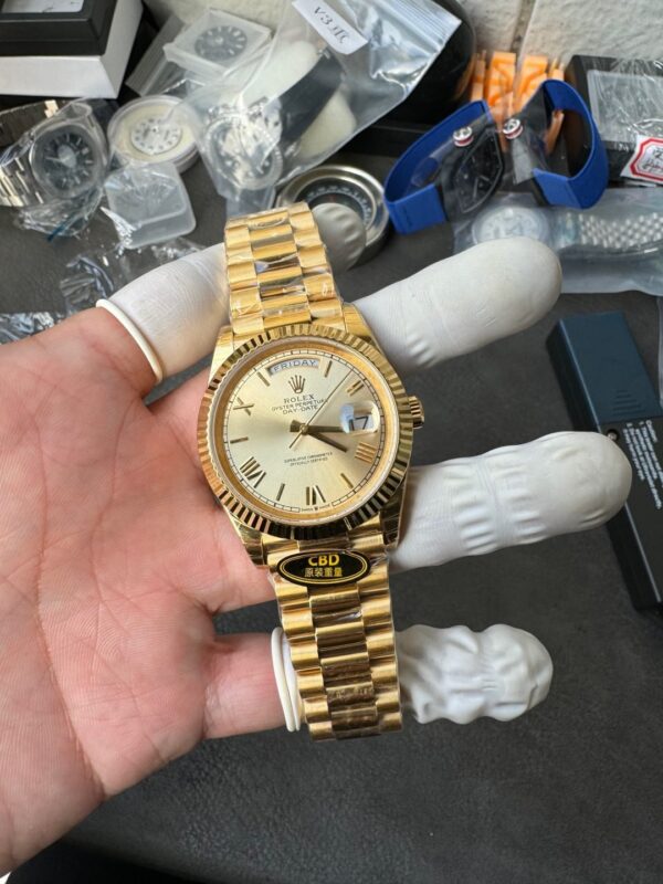 Rolex Yellow Gold Day-Date 40mm Caliber 3255 Pair of Original Weights - Image 3