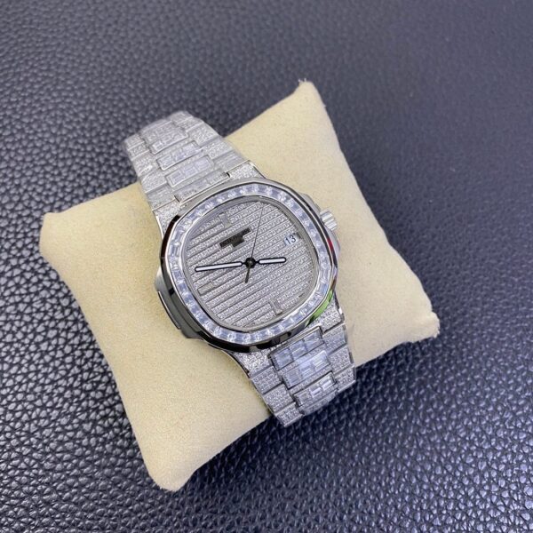 Patek Philippe 7018 Nautilus Women-s - Image 5