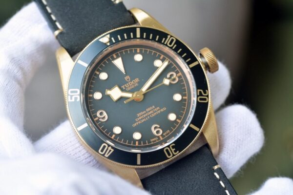 Tudor - Image 8