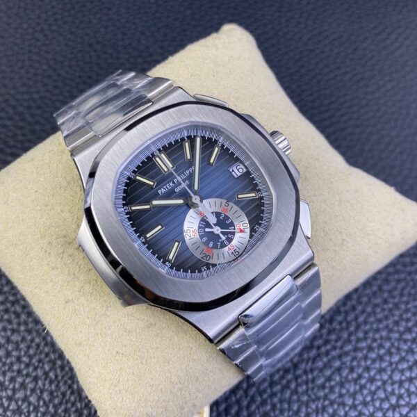 Patek Philippe Nautilus 5980 Chronograph - Image 9