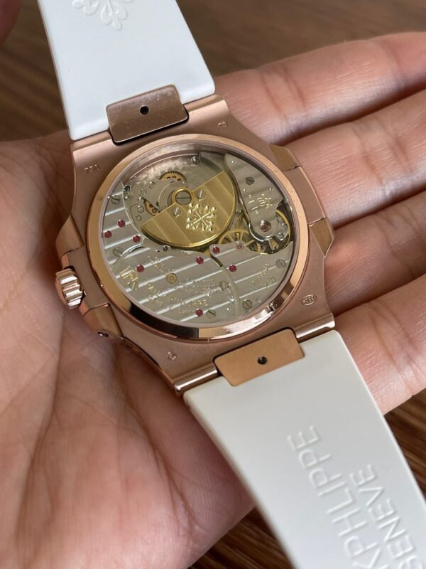Patek Philippe Nautilus 5712 - Image 3