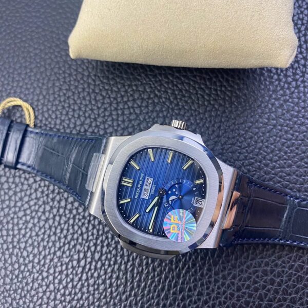 Patek Philippe Nautilus 5726A - Image 6
