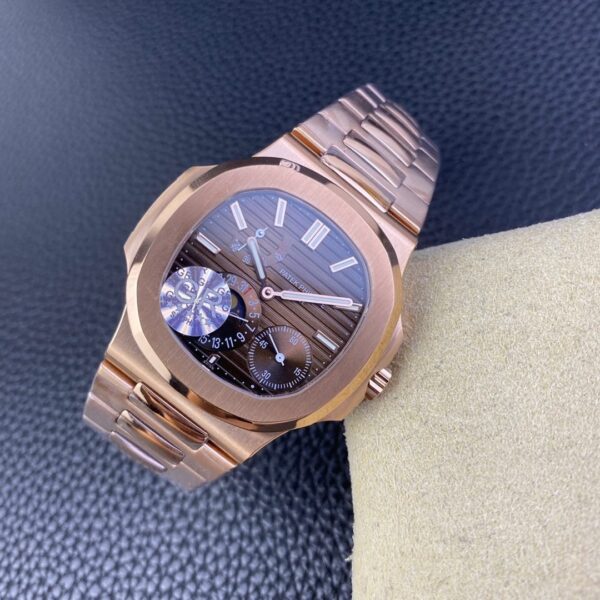 Patek Philippe Nautilus 5712 - Image 7