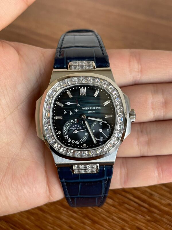 Patek Philippe Nautilus 5712 moissanite