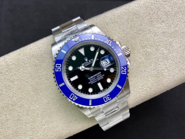 Submariner Date116610 LV 1:1 Superclone(black dial blue sub) - Image 6