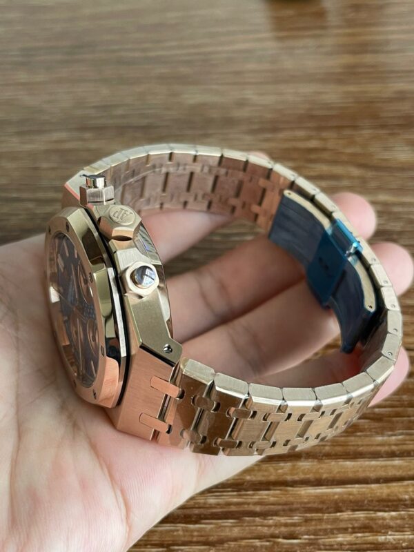 Audemars Piguet Royal Oak 26331OR Chronograph with Genuine (Small Seconds in 6) - Image 4