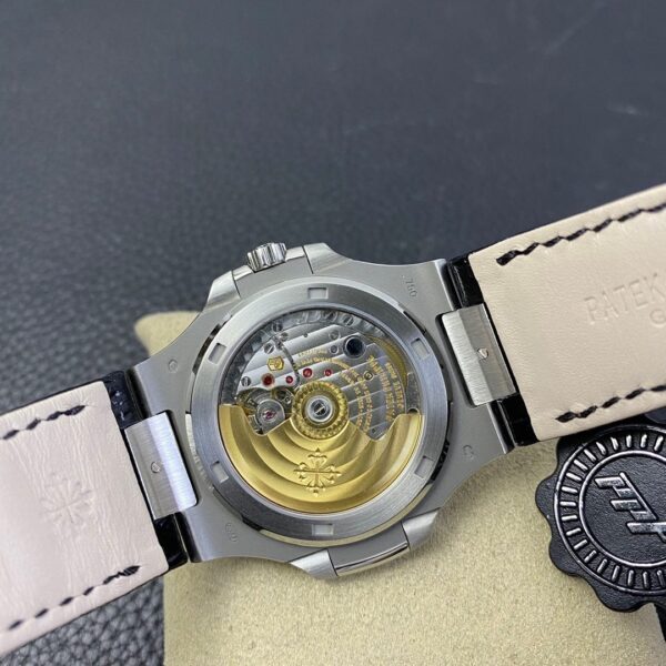 Patek Philippe 5711 Belt model - Image 3