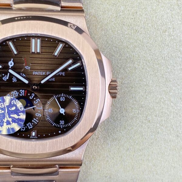 Patek Philippe Nautilus 5712 - Image 6