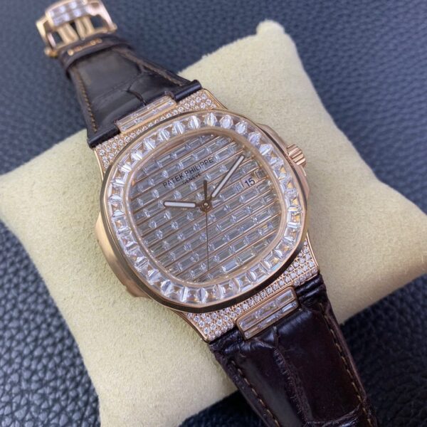 Patek Philippe 5711 moissanite Belt model - Image 9