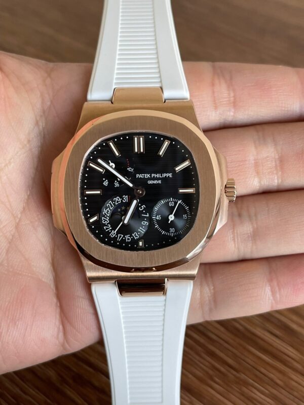Patek Philippe Nautilus 5712