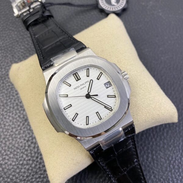 Patek Philippe 5711 Belt model - Image 8