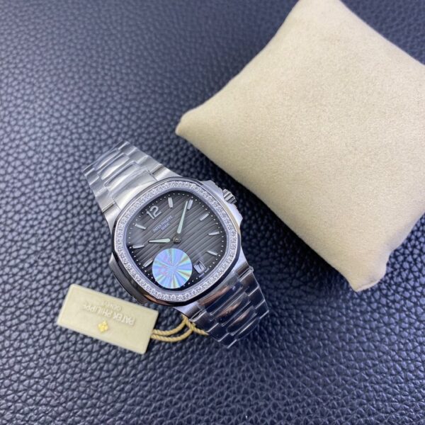 Patek Philippe 7018 Nautilus Women-s - Image 3
