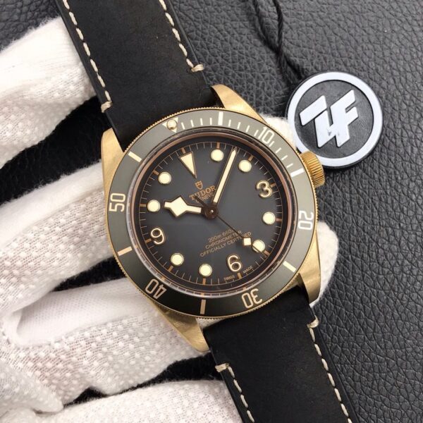 TUDOR - Image 9