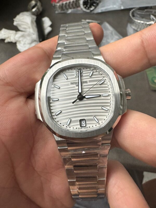 Patek Philippe 7118 Nautilus women-s